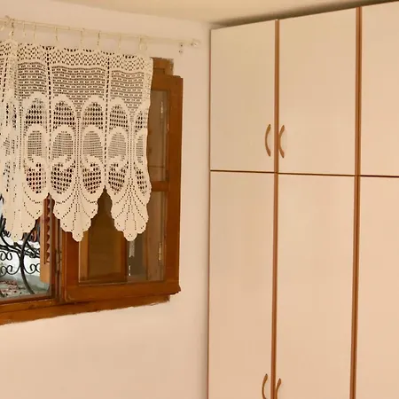 Tradiotional House Lägenhet Metamorfosi (Sithonia)