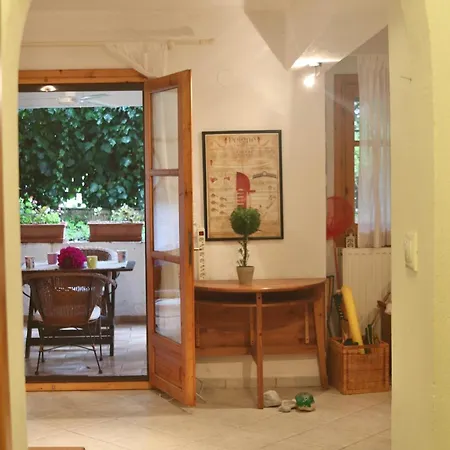Tradiotional House Lägenhet Metamorfosi (Sithonia)