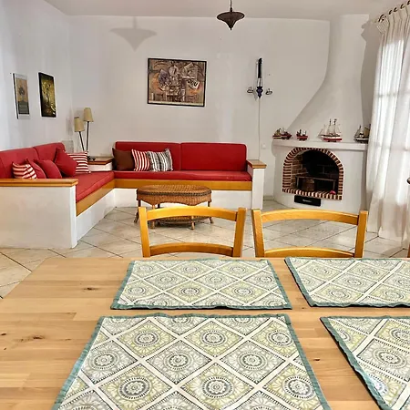 Tradiotional House Metamorfosi (Sithonia)