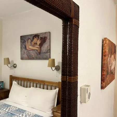 Tradiotional House Apartment
