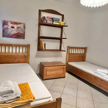 Tradiotional House * Metamorfosi (Sithonia)